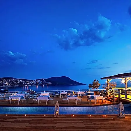 فندق Kalkan Asfiya 3*